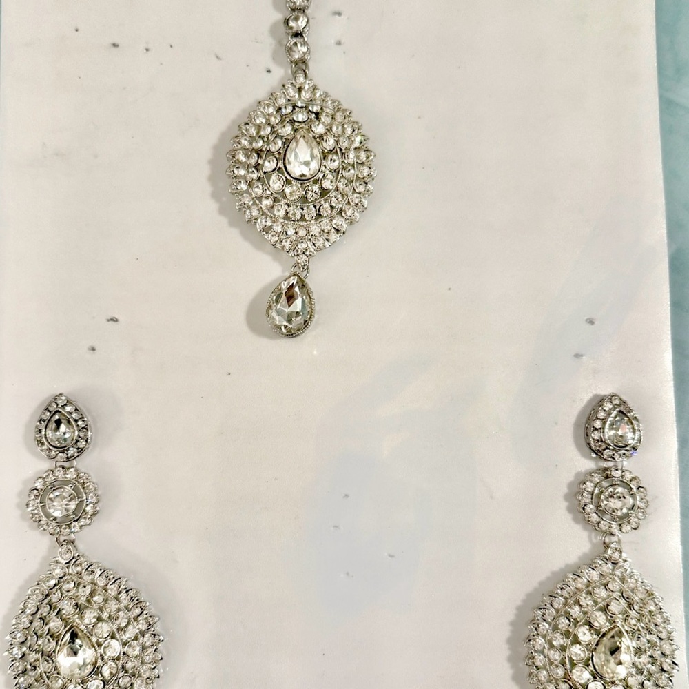 NWT- Elegant Silver tikka  and earring set